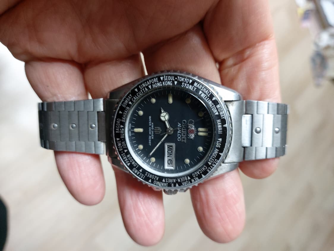 오리엔트 월드타임 킹다이버 시계 상품이미지1