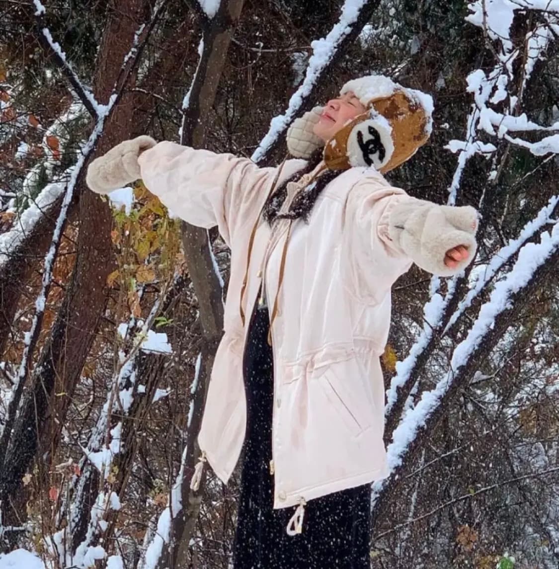 새상품) 파르벵 시에나 퀼팅 패딩 소프트 피치 상품이미지5