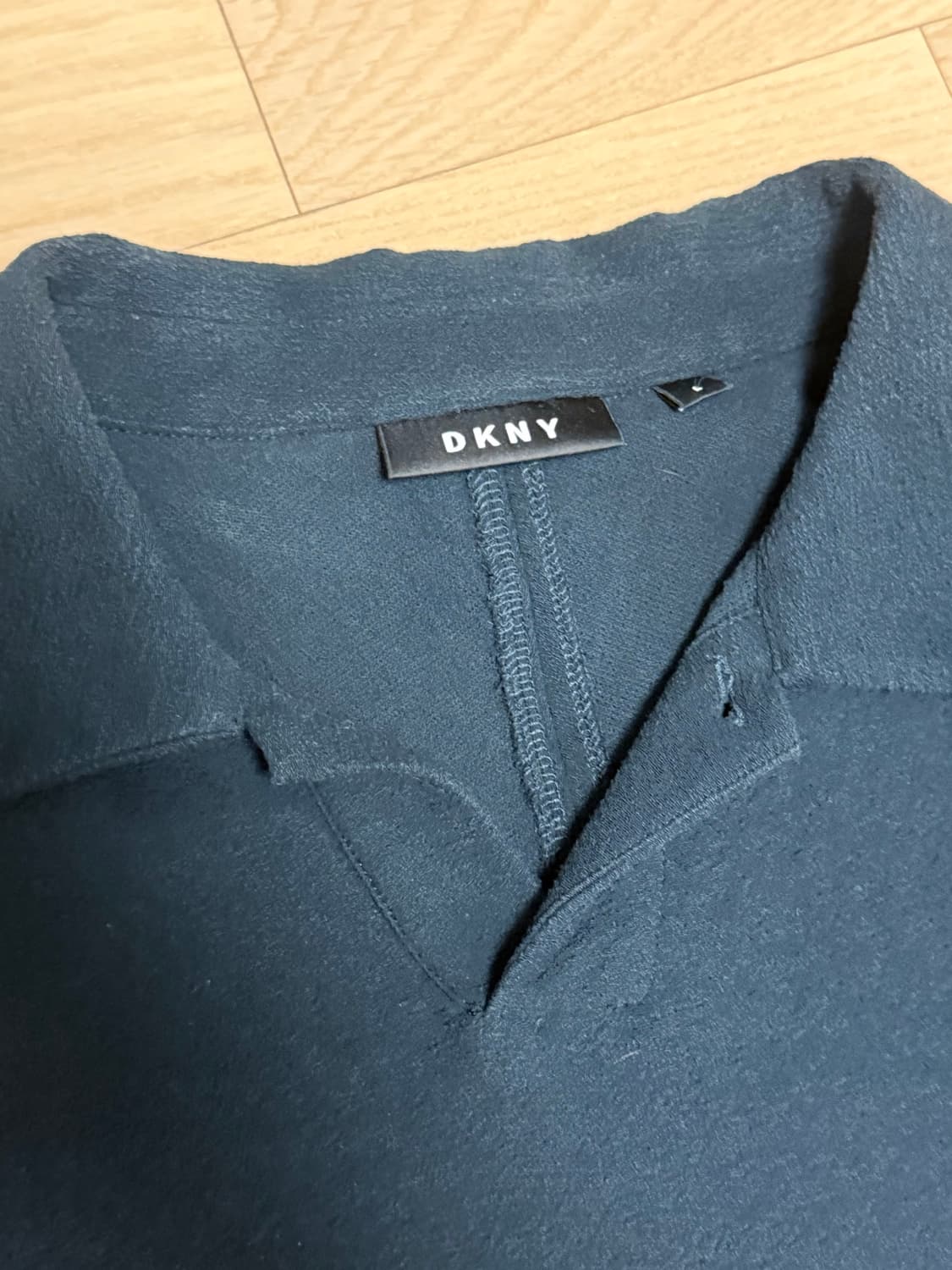 DKNY 폴로티 L Size 상품이미지2