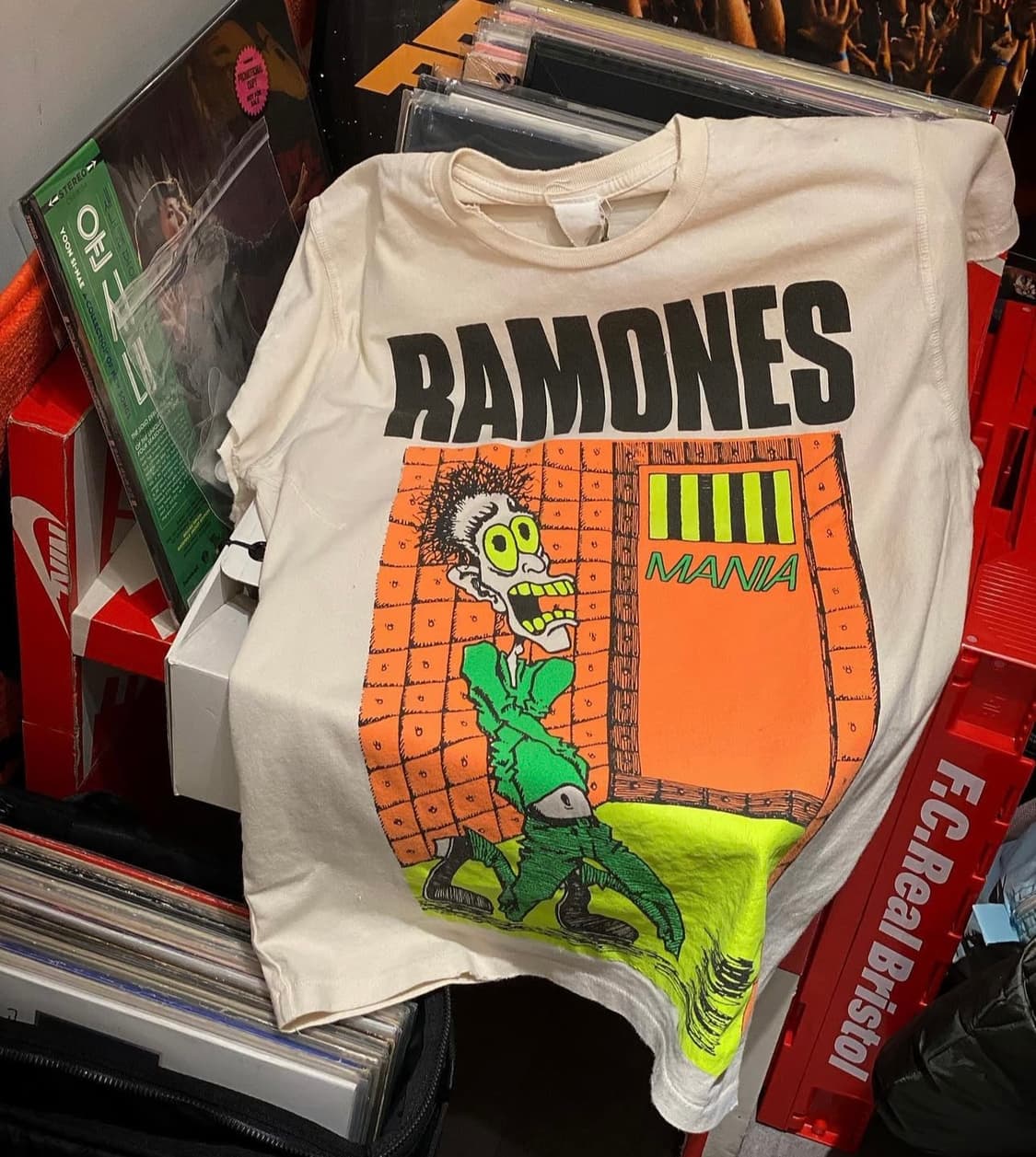 메이드원 madeworn 라모네스 티셔츠 (XS) 상품이미지1