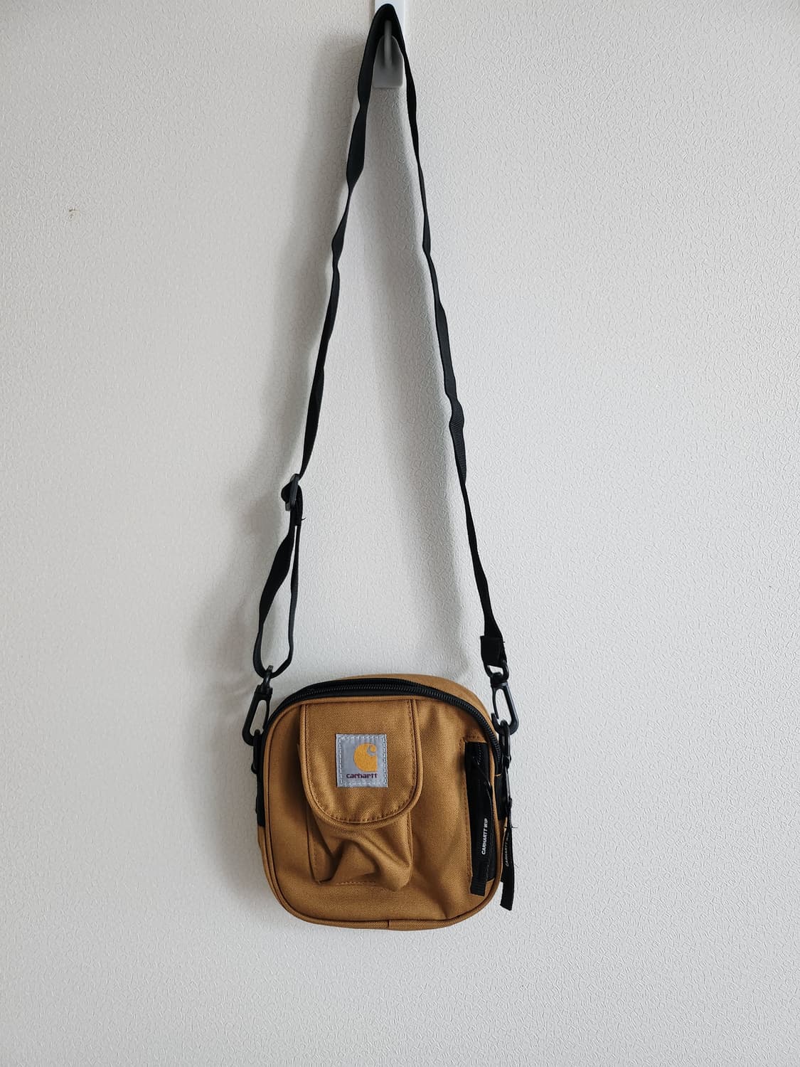 칼하트 미니 크로스백  상품이미지1