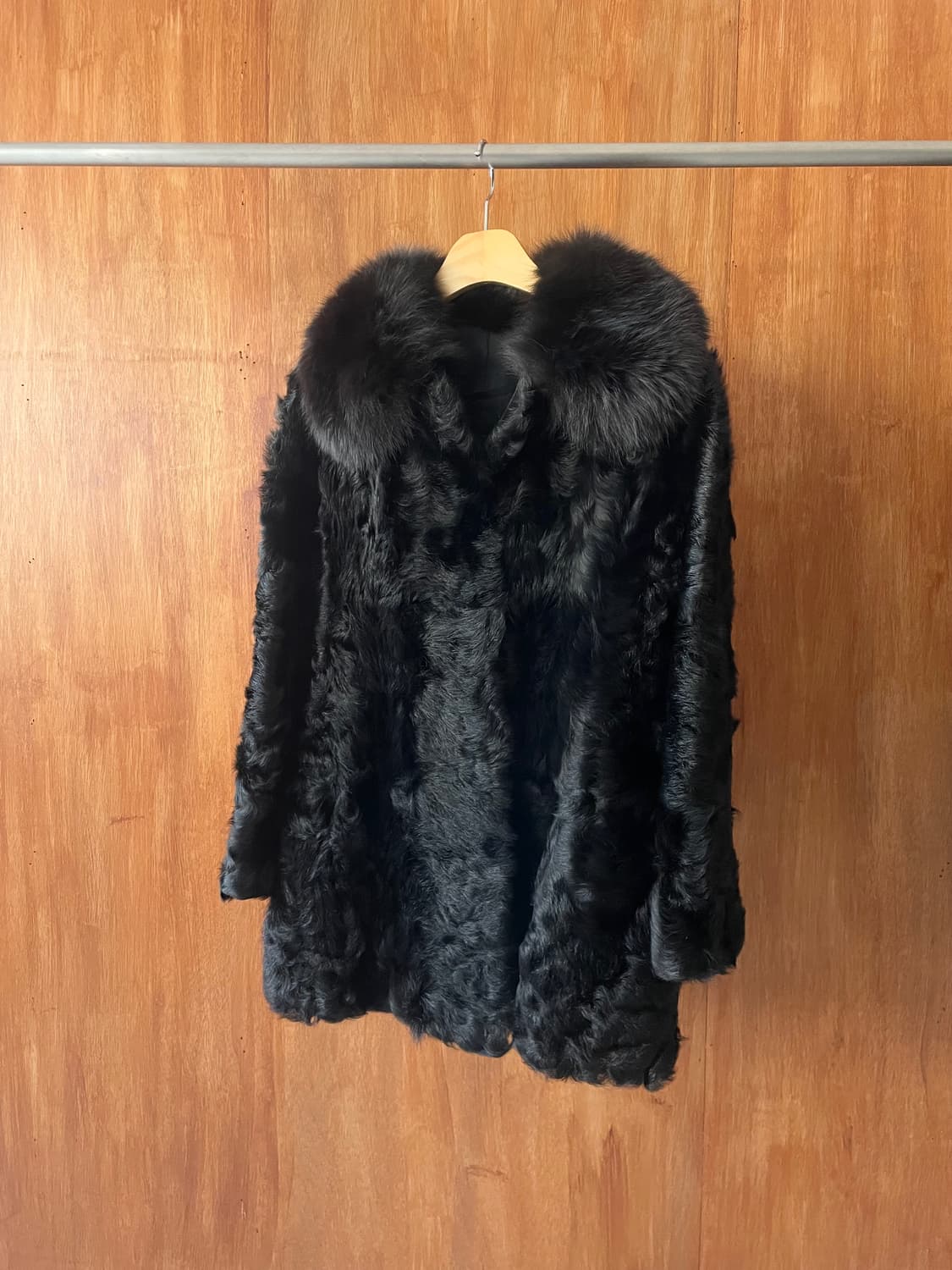 Black curly fur coat 상품이미지1