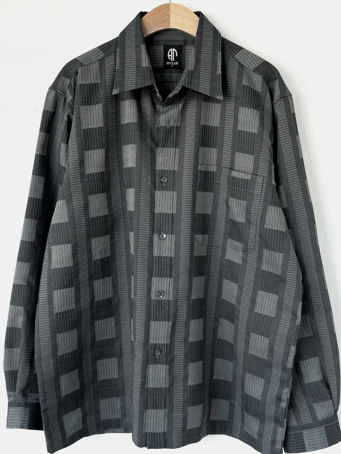 Patterned poly L/S shirt 상품이미지2