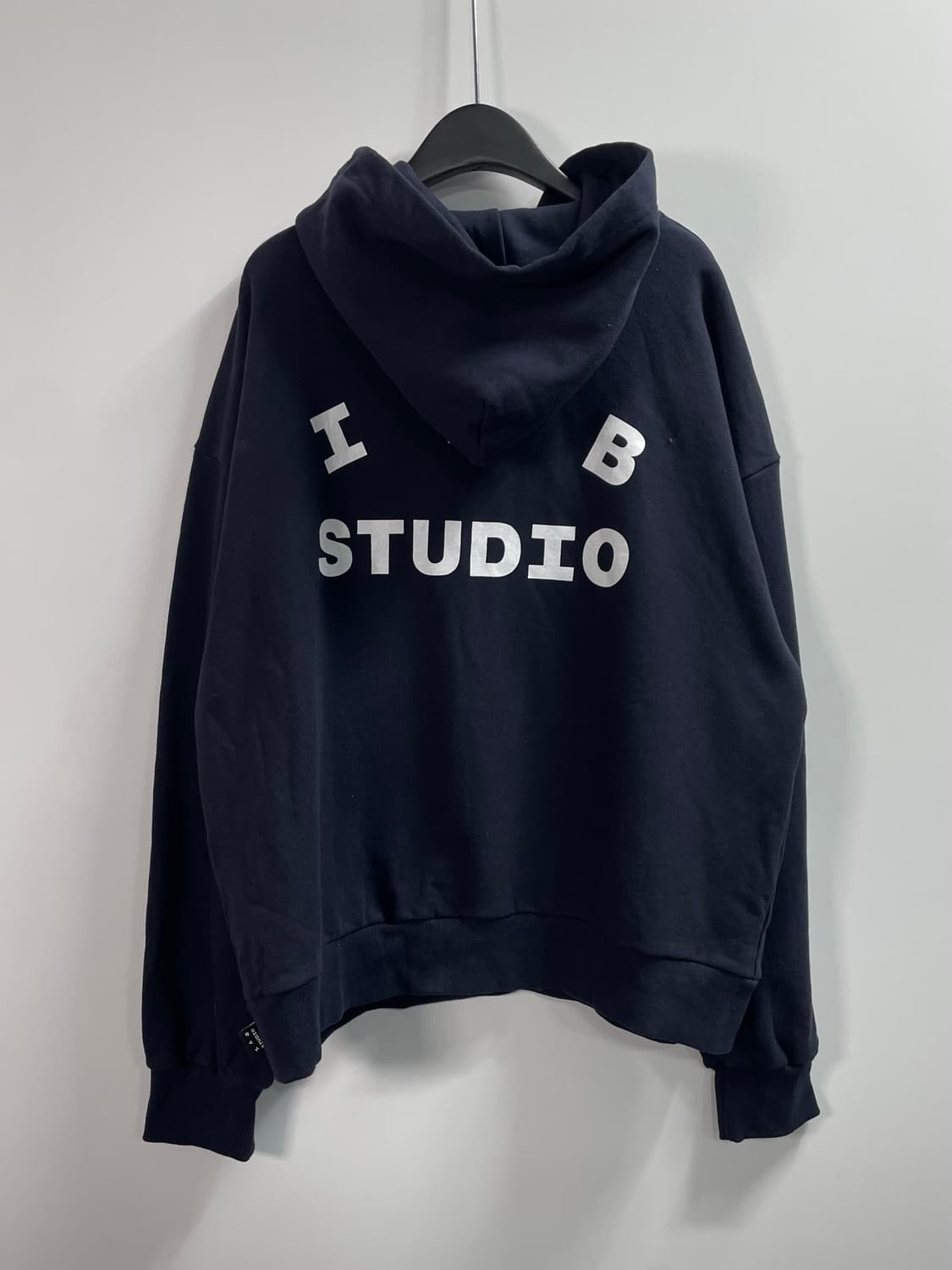 아이앱 스튜디오 빅로고 후드티 (on.442)   상품이미지1