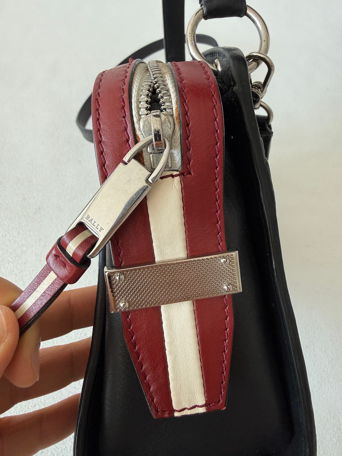발리(BALLY) 레더 토트 크로스백(ITALY) 상품이미지6