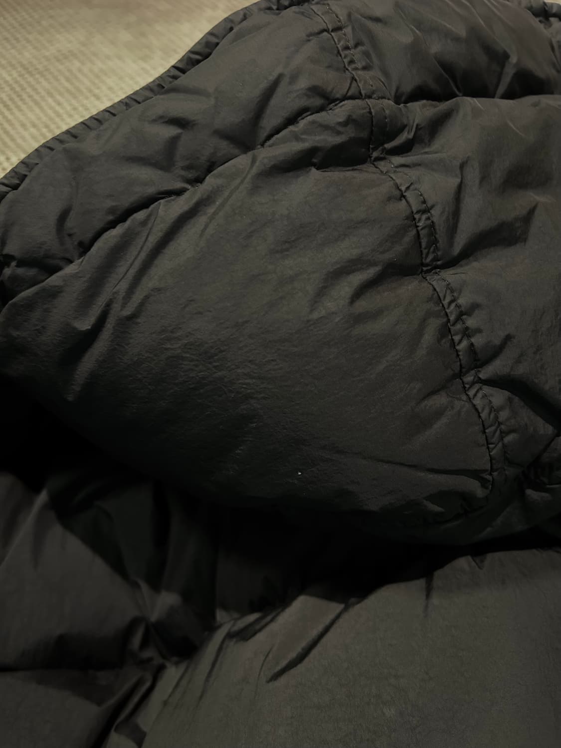 [정품] 스톤아일랜드 크링클랩스 패딩 m 상품이미지6