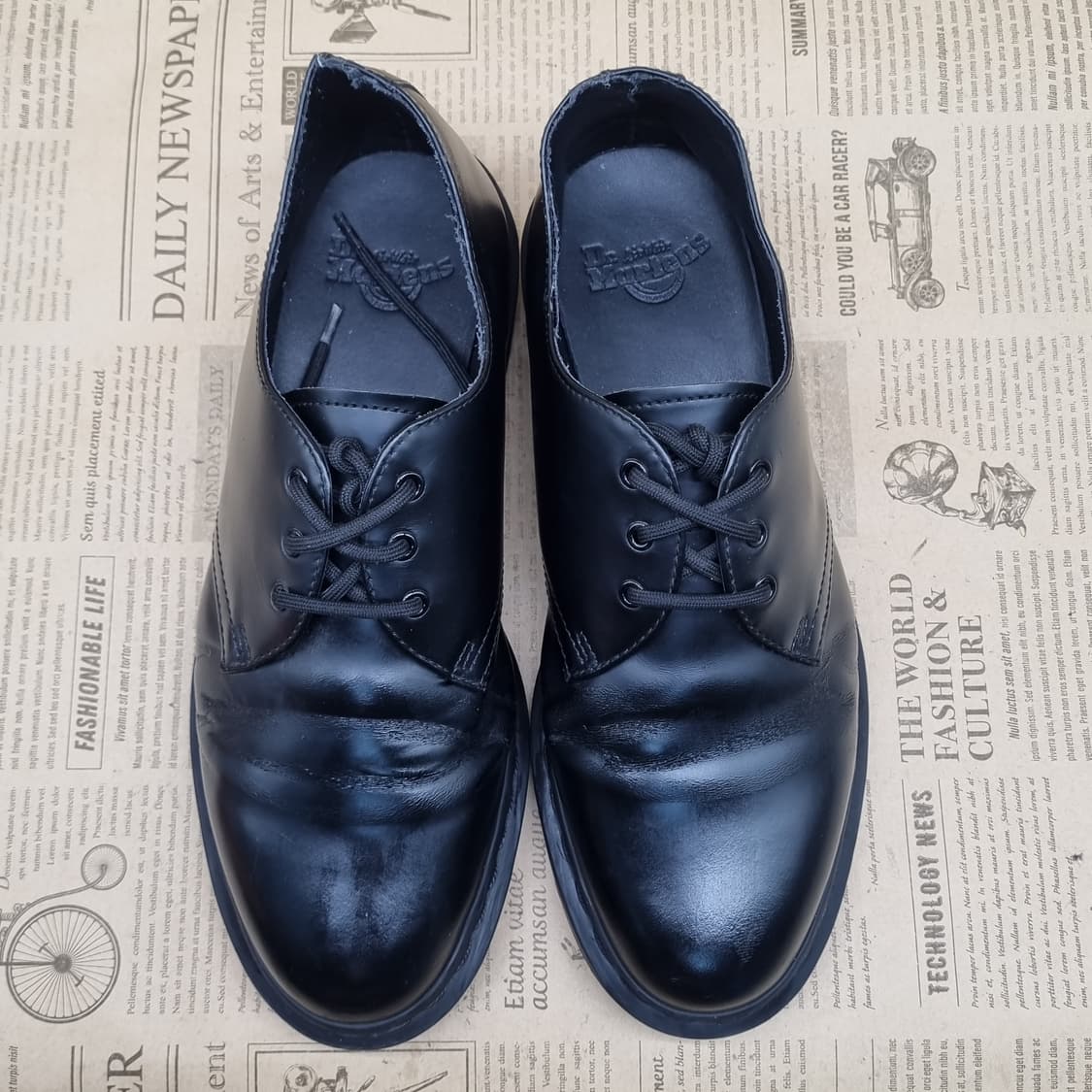 닥터마틴 1461 모노블랙 270 상품이미지2