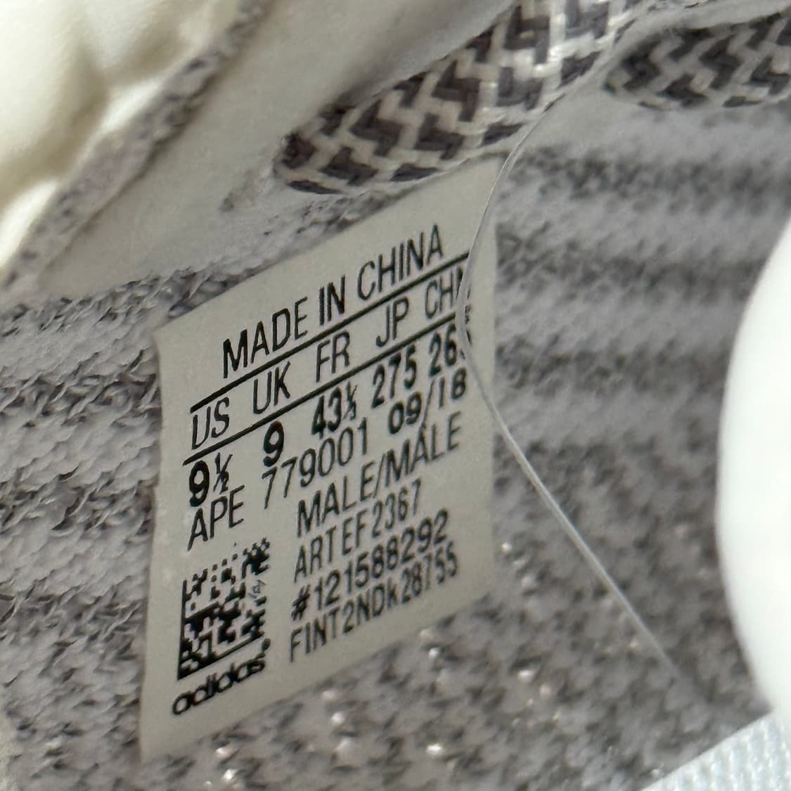 아디다스 이지 부스트 350 V2 스태틱 리플렉티브 275 상품이미지9