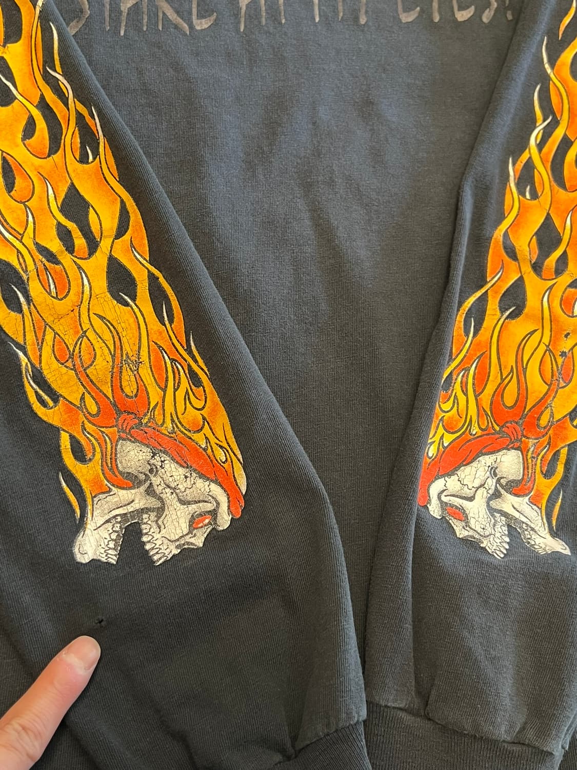 00's [M] 빈티지 롱슬리브 바이커 플레임 스컬 그래픽 워싱 쵸퍼 상품이미지3