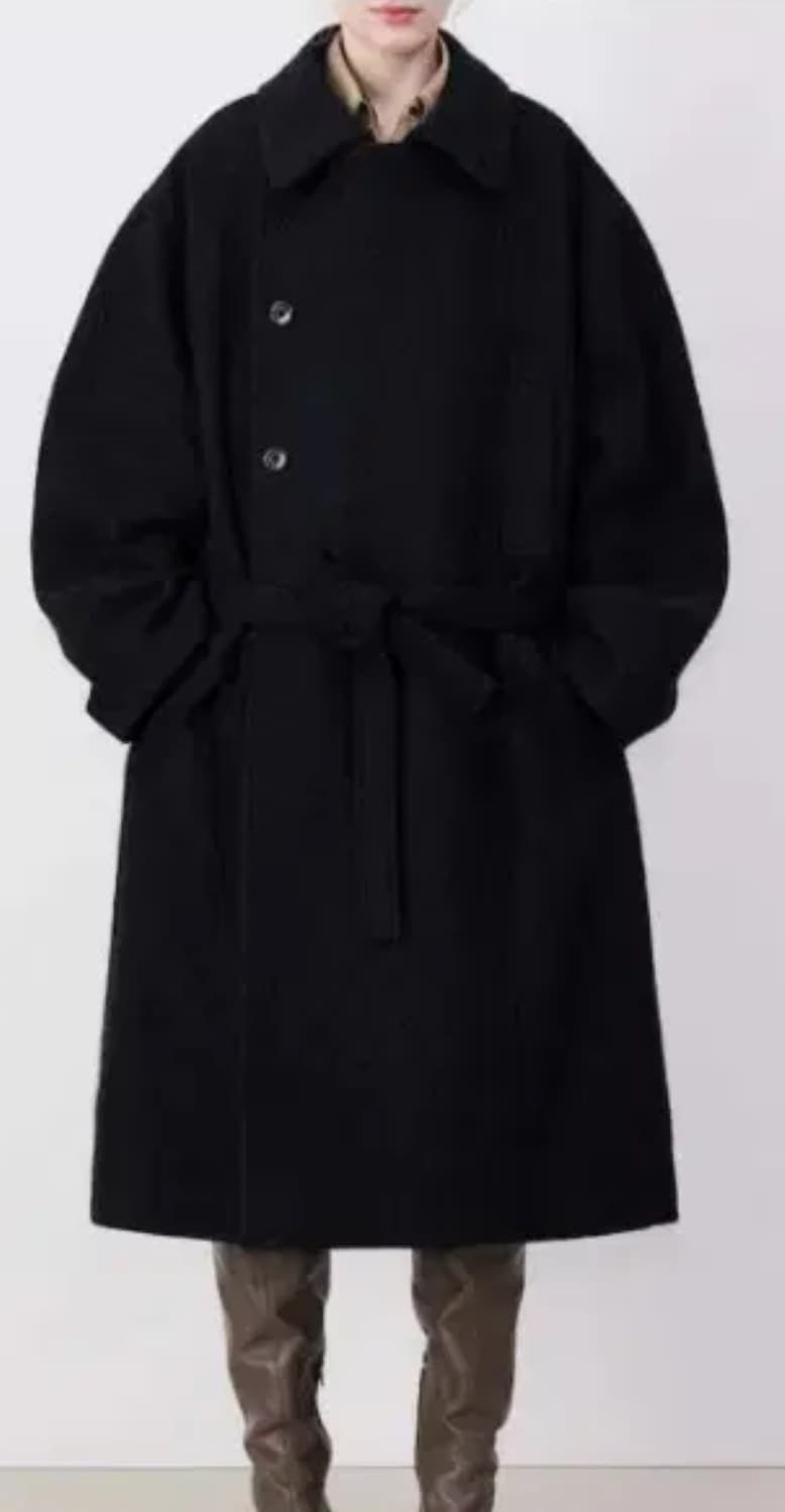 [34] 르메르 24fw 어시메트리컬 배스로브 알파카 코트 상품이미지1