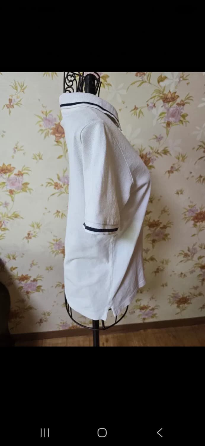 몽클레르 키즈 카라 반팔티 / 여성 55 착용 상품이미지4