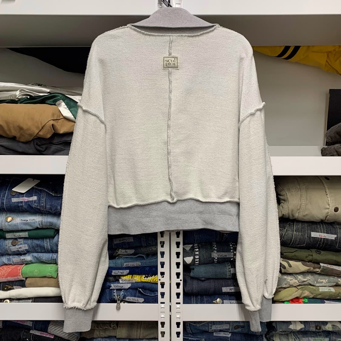 [OS] 스컬프터 인사이드 아웃 크롭핏 스웻 집업 상품이미지3