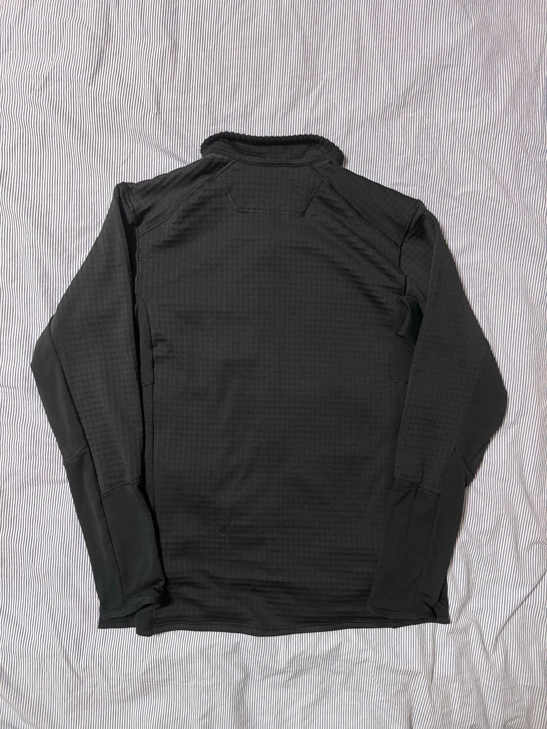 (새상품급) 파타고니아 R1 자켓 블랙 L 상품이미지3