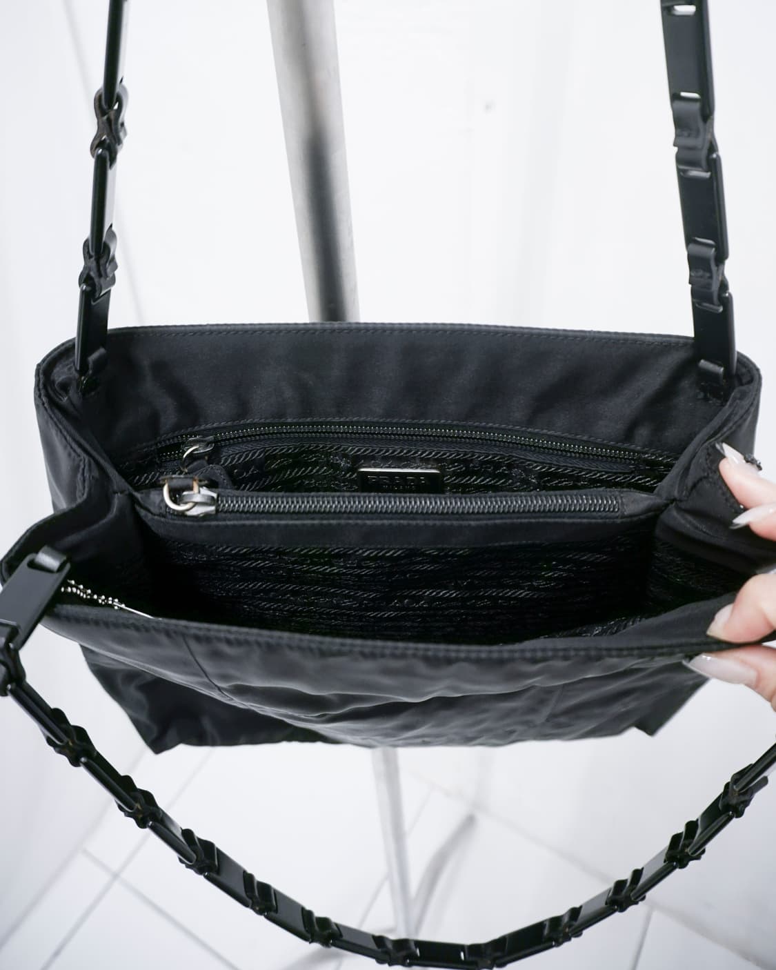 PRADA nylon chain shoulder bag 상품이미지8