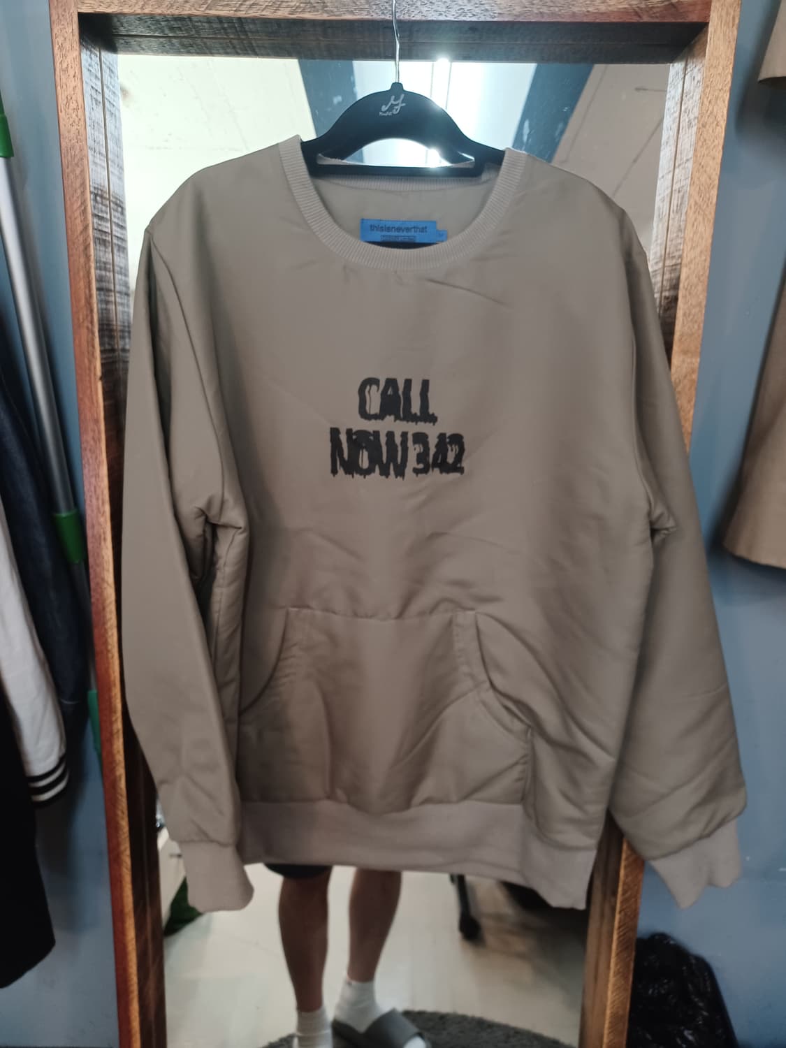 디스이즈네버댓 카키색 나일론 맨투맨 m 상품이미지1