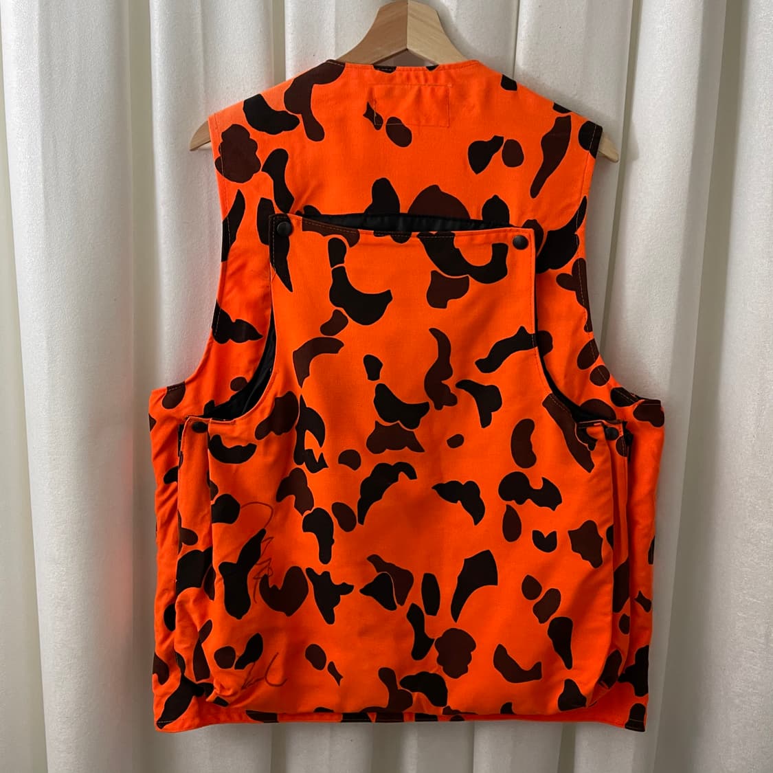 오렌지 독개구리 패턴 테크웨어 조끼 상품이미지4