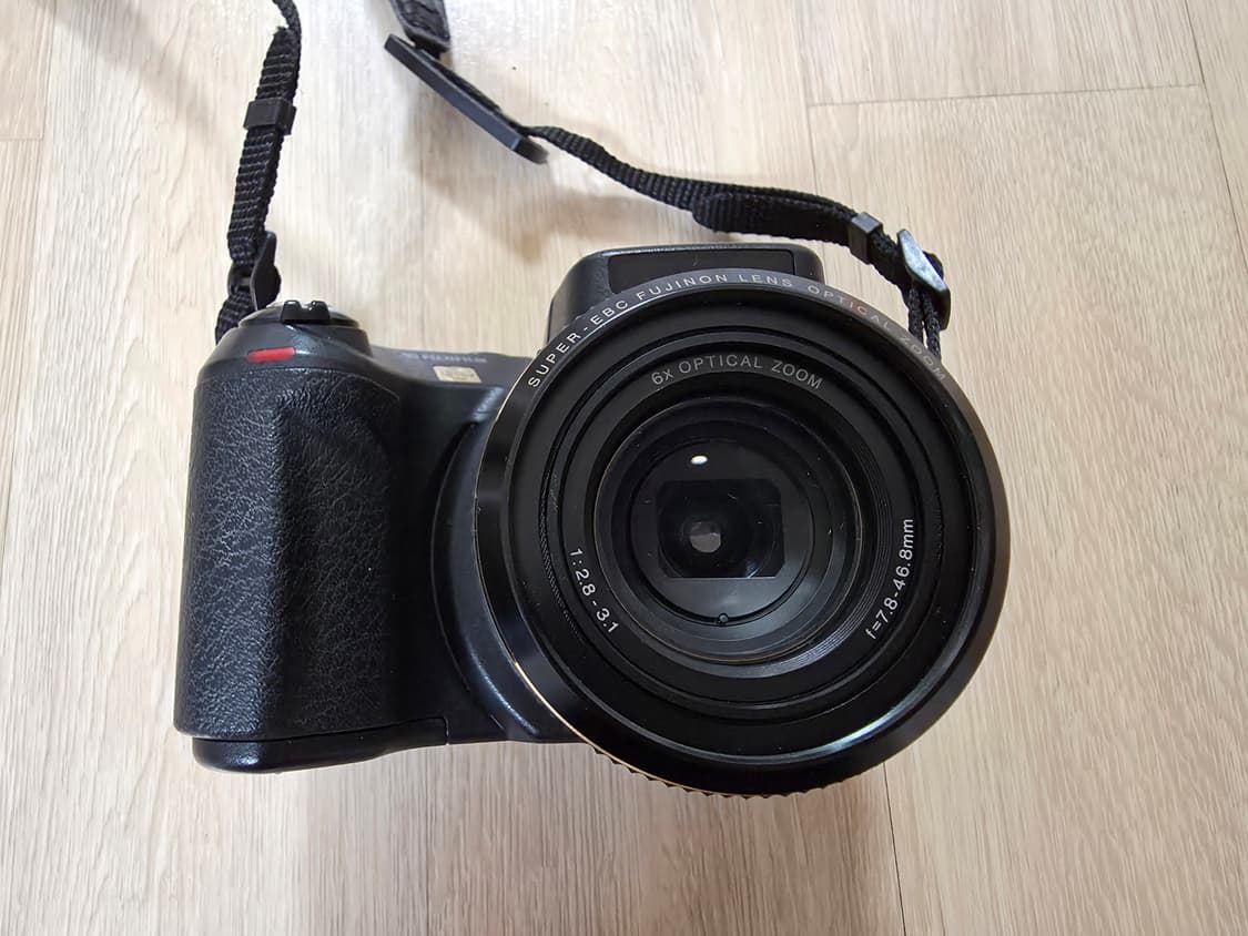 후지필름 FinePix S7000 디지털 카메라 상품이미지4