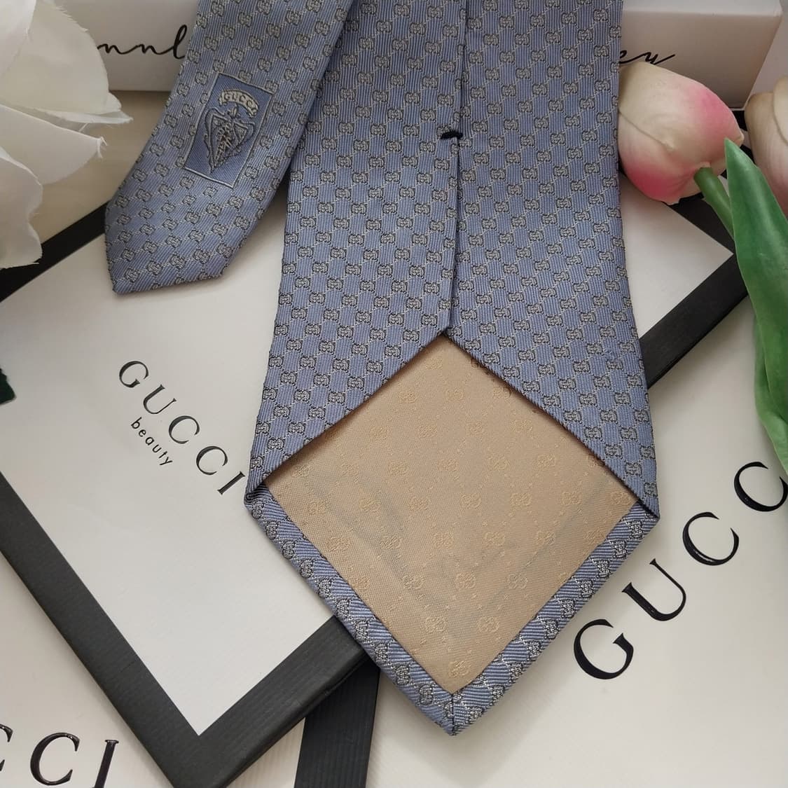 구찌 실크 라이트 블루 GG 자카드 넥타이 9.7cm B등급 K1379
 상품이미지7