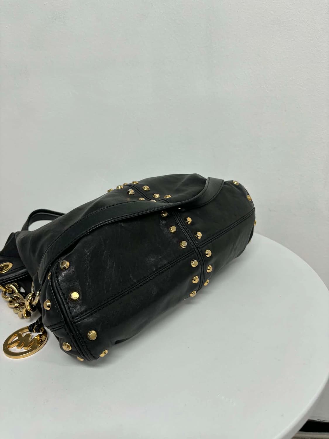 Michael Kors 마이클코어스 램스킨 스터드 체인 호보 토트백 크로 상품이미지6