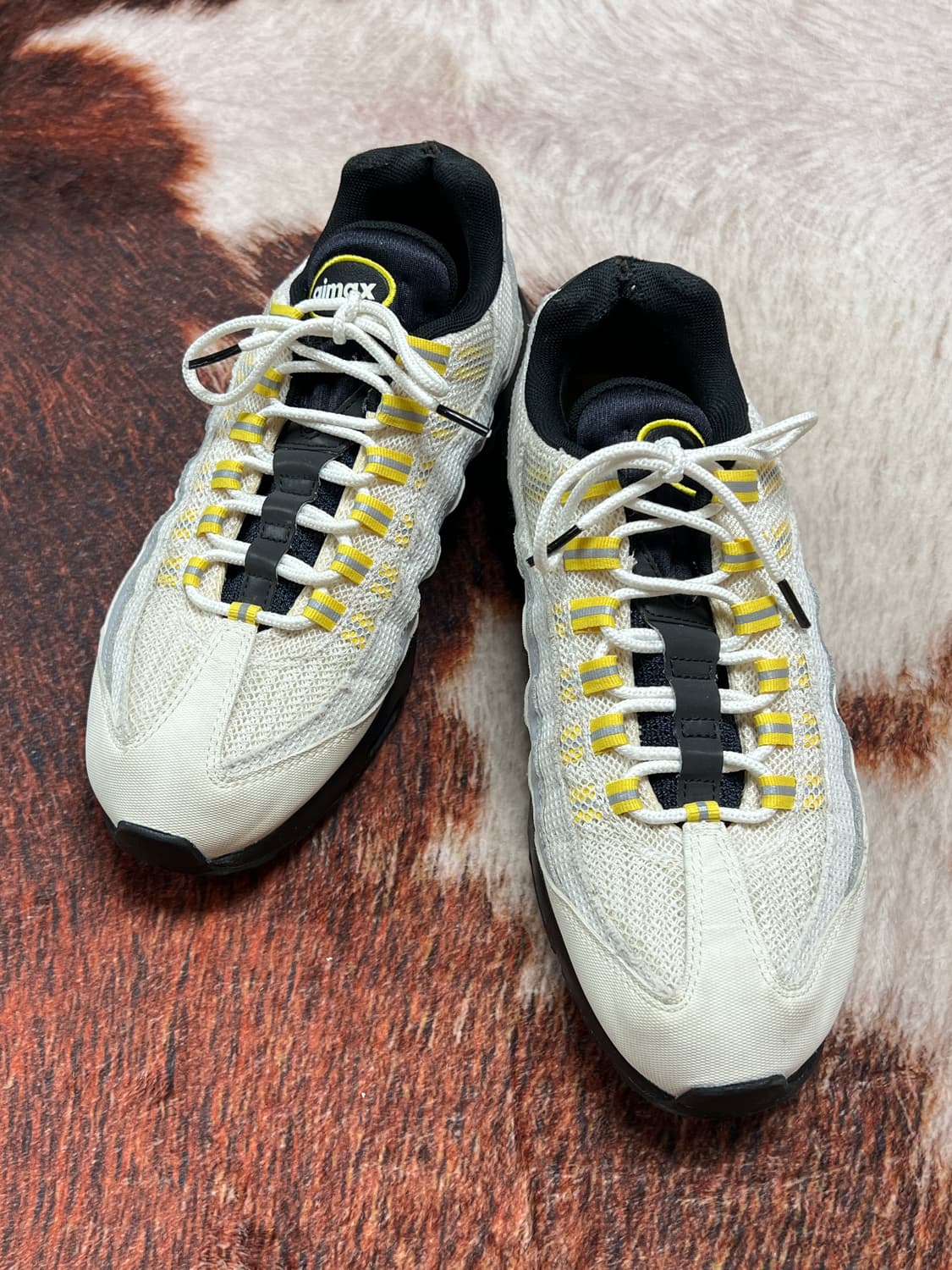 [290] 나이키 에어맥스 95 에센셜 화이트 투어 옐로우 상품이미지3