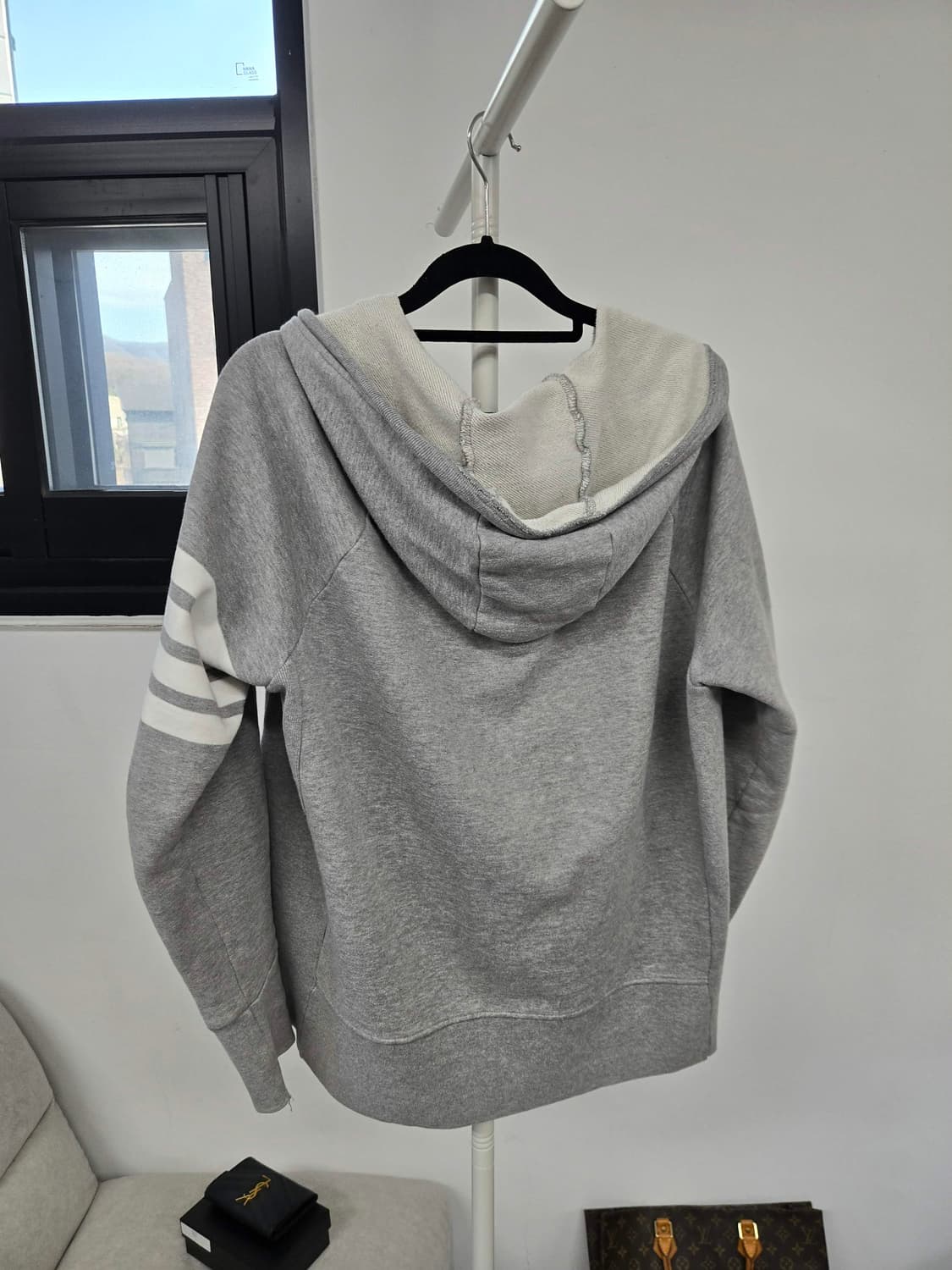 [보증서 정품] 톰브라운 후드집업 4사이즈 상품이미지1