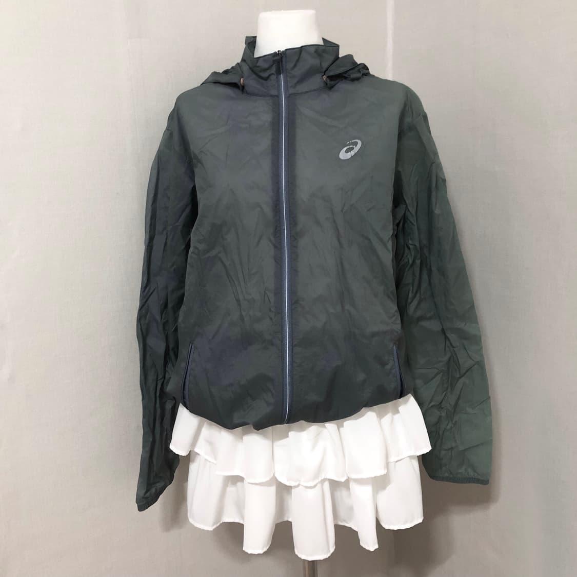 아식스 고프코어 바람막이 L 상품이미지1