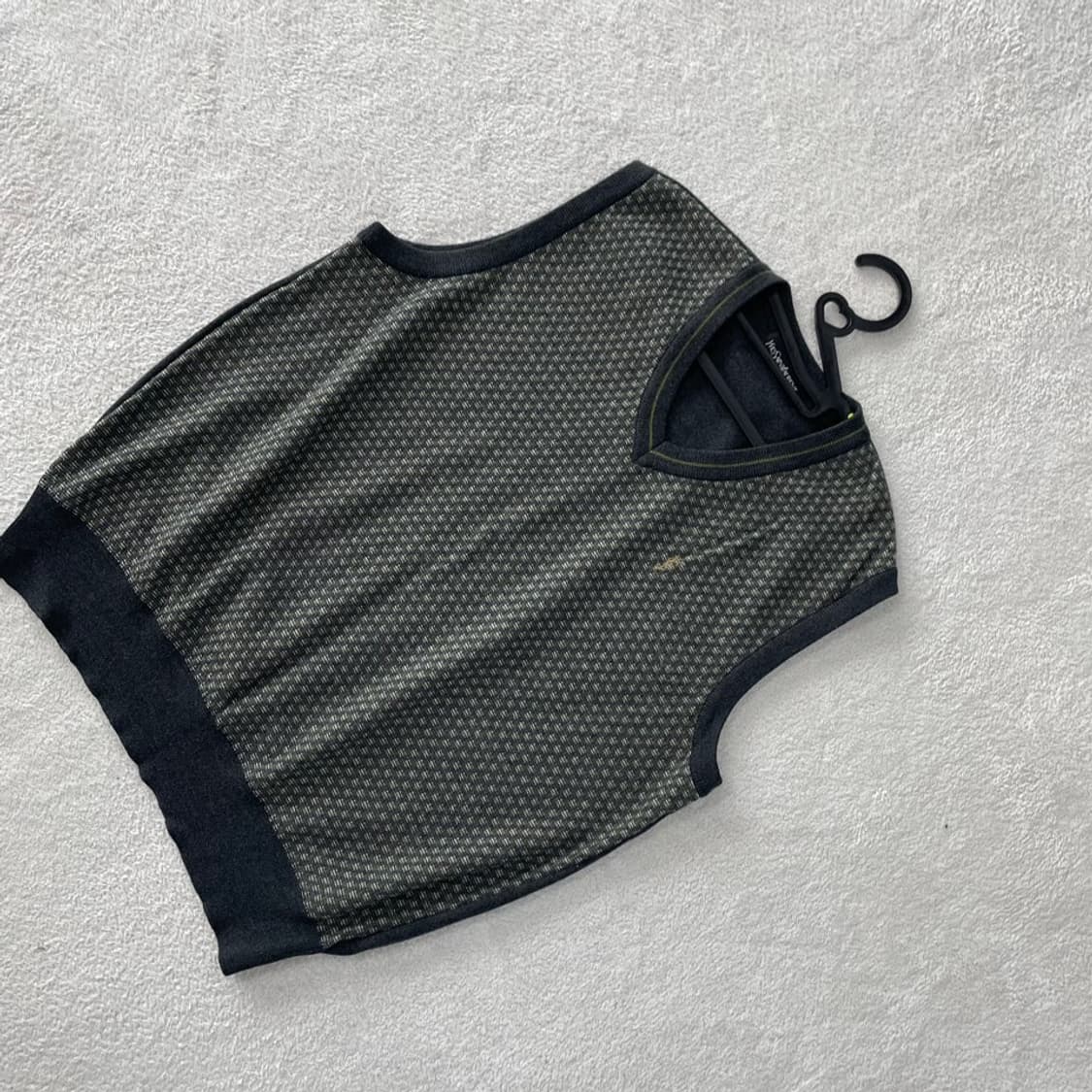 L 입생로랑 니트조끼 베스트 올드스쿨 100 상품이미지3