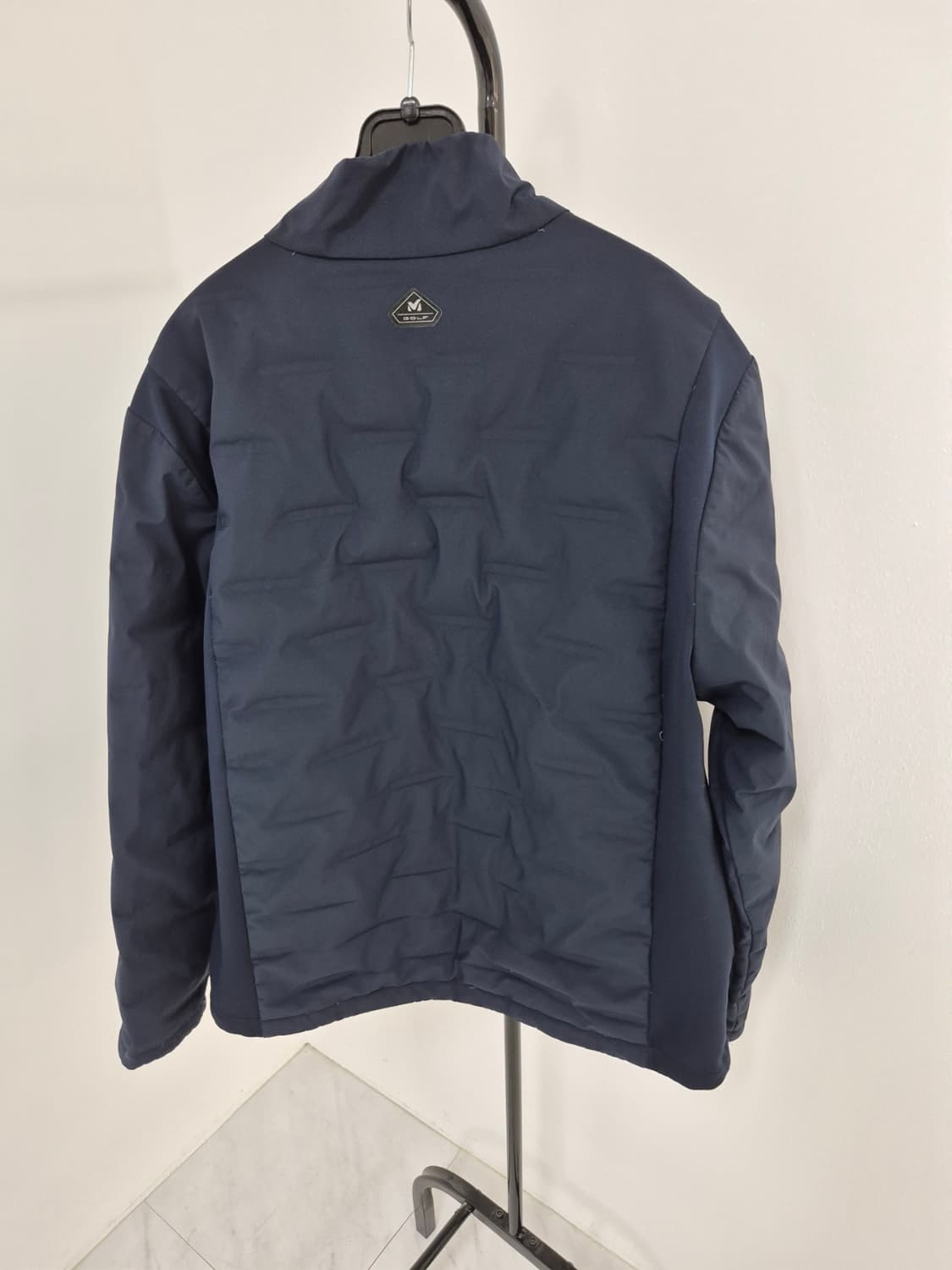 밀레 정품 구스경량패딩 1100사이즈 팝니다  상품이미지3