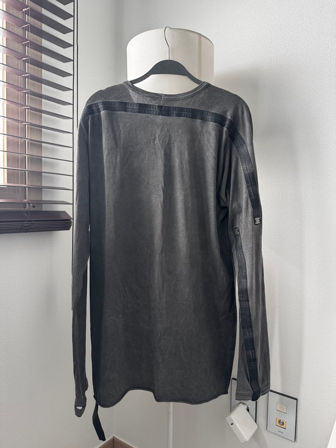 Isaac Sellam 레더 트리밍 슬리브 s 상품이미지4