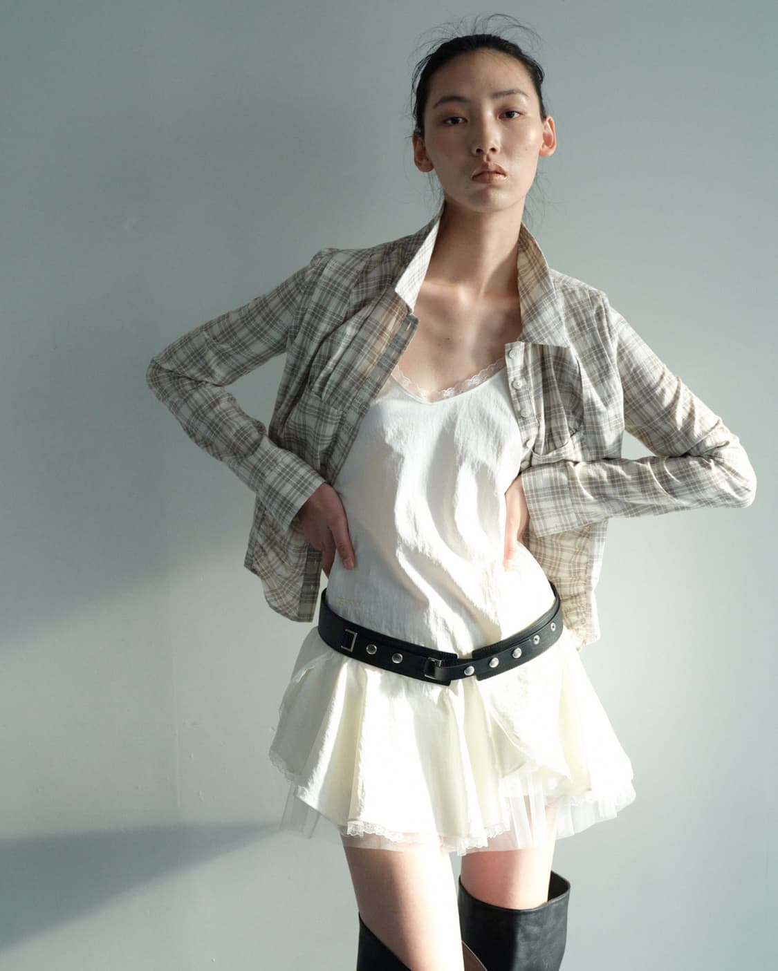 세릭 LACE FRILL DRESS / WHITE 상품이미지1