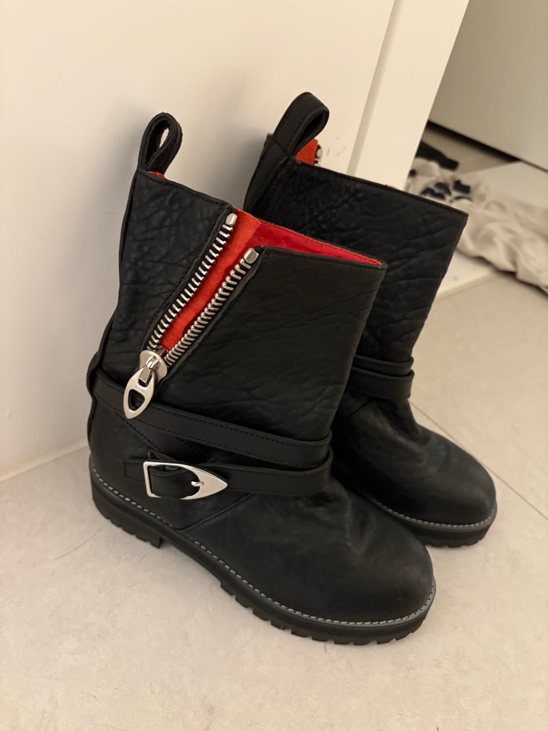 MCM 바이커 부츠 37 (240) size 상품이미지1