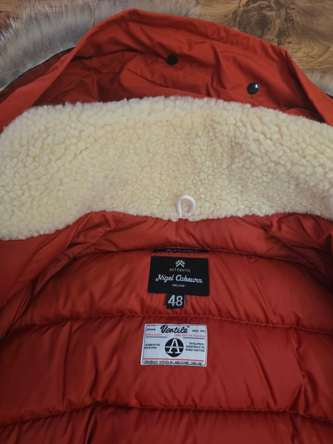 나이젤카본 에베레스트 패딩판매합니다 상품이미지3