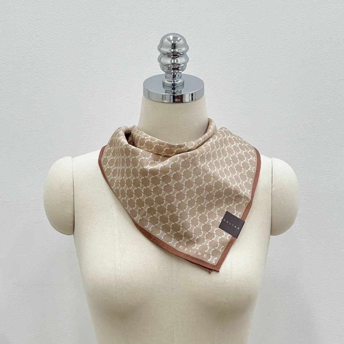(새상품) celine / 셀린느 쁘띠스카프 손수건 상품이미지8