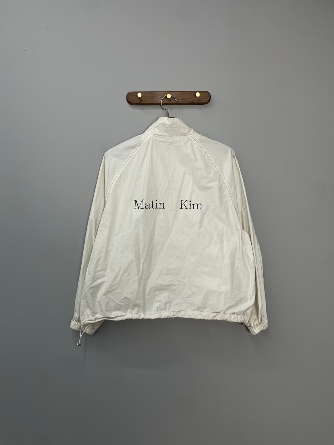 마뗑킴 백로고 아이보리 바람막이 자켓 H1750 상품이미지5