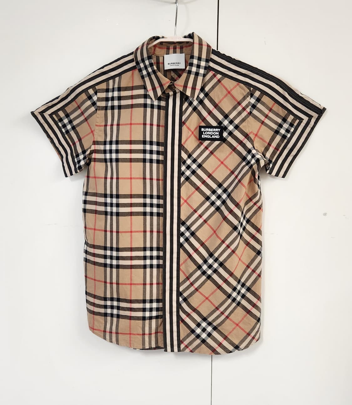 버버리 신형 키즈 체크 반팔 셔츠 10Y 상품이미지1