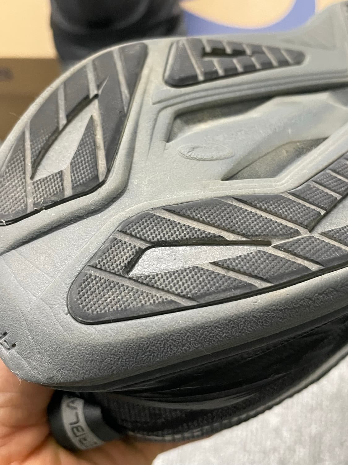 아식스 러닝화 슈퍼블라스트2 블랙 270 1회 착용 신동급 박스풀 상품이미지7