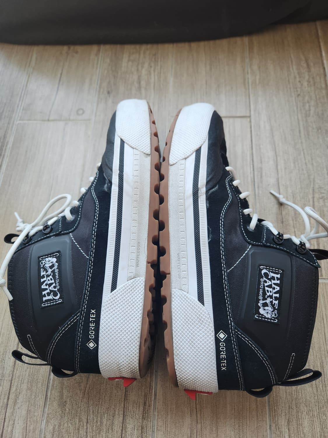 반스 MTE 하프 캡 고어텍스 블랙 (280) 상품이미지5