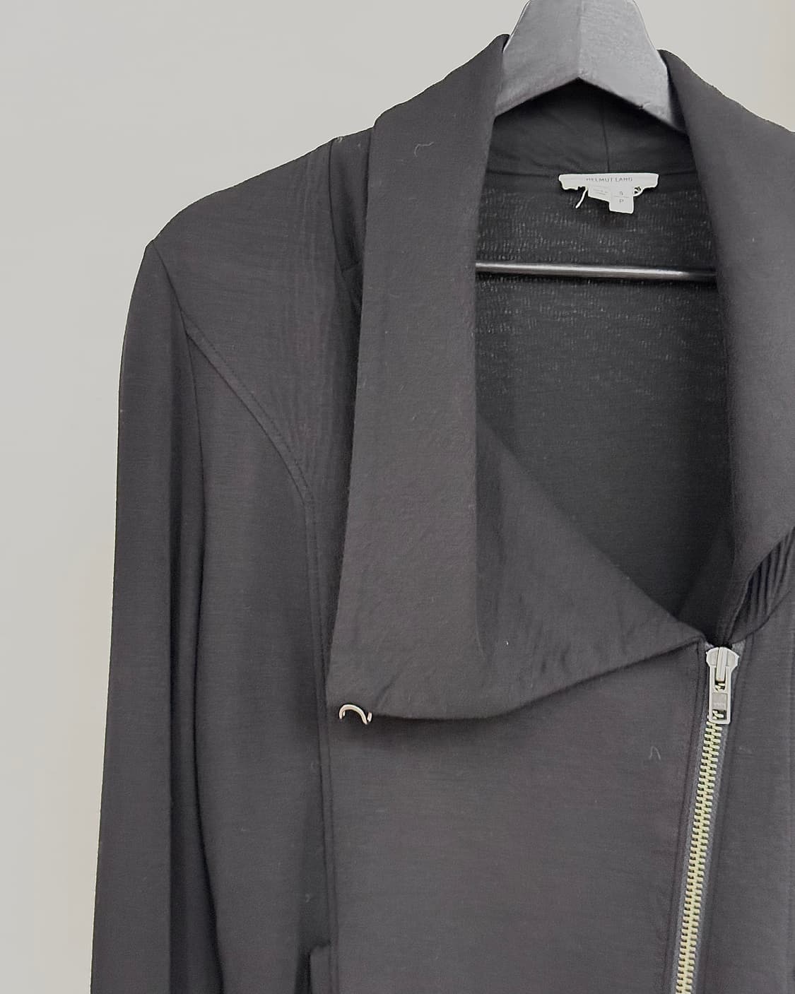 헬무트랭 블랙 빌러스 에이시메트리컬 자켓 상품이미지3