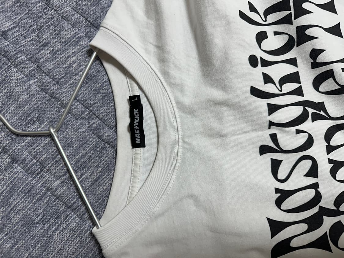 카이파이 (네스티킥) Kinsum Logo Tee 화이트 반팔 티 상품이미지3