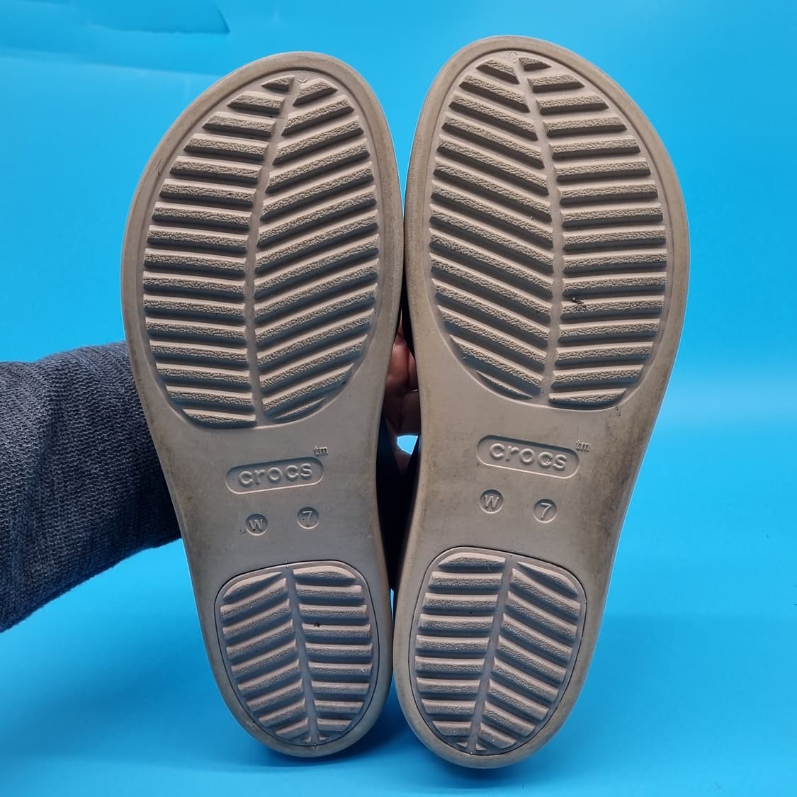 h 크록스 브루클린 여성웨지샌들240 굽8 상품이미지3