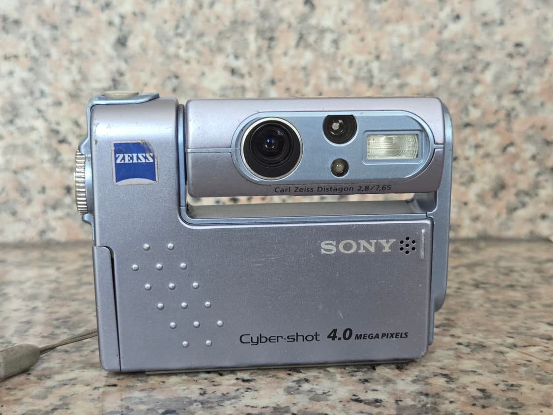 소니 F77A 레트로 디카 상품이미지1