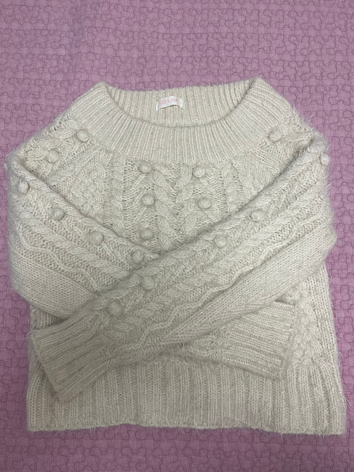 리즈리사 폼폼이 오프숄더 라떼갸루 니트 상품이미지3