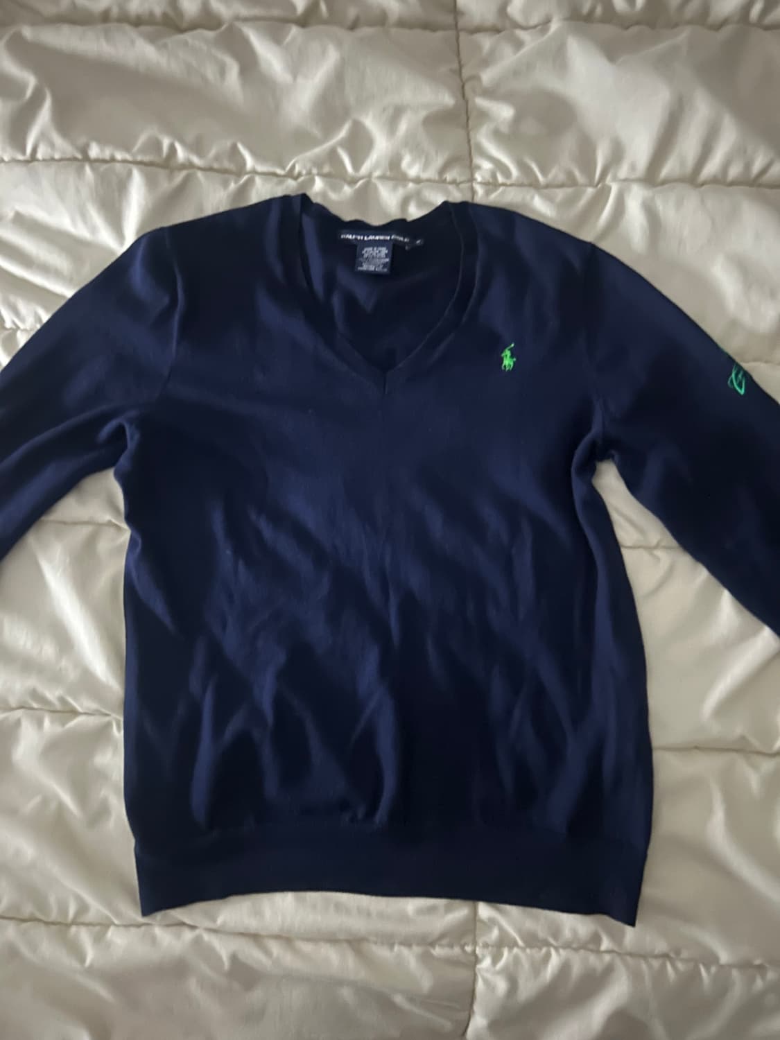 폴로 브이넥 니트 상품이미지2