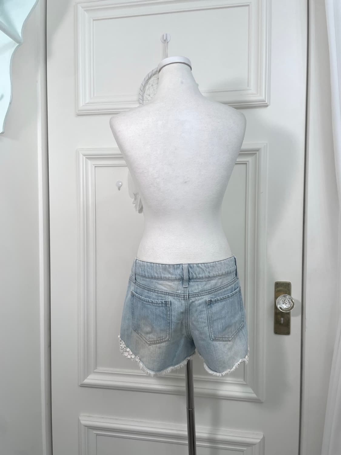 light denim lace trim summer short pants 상품이미지3