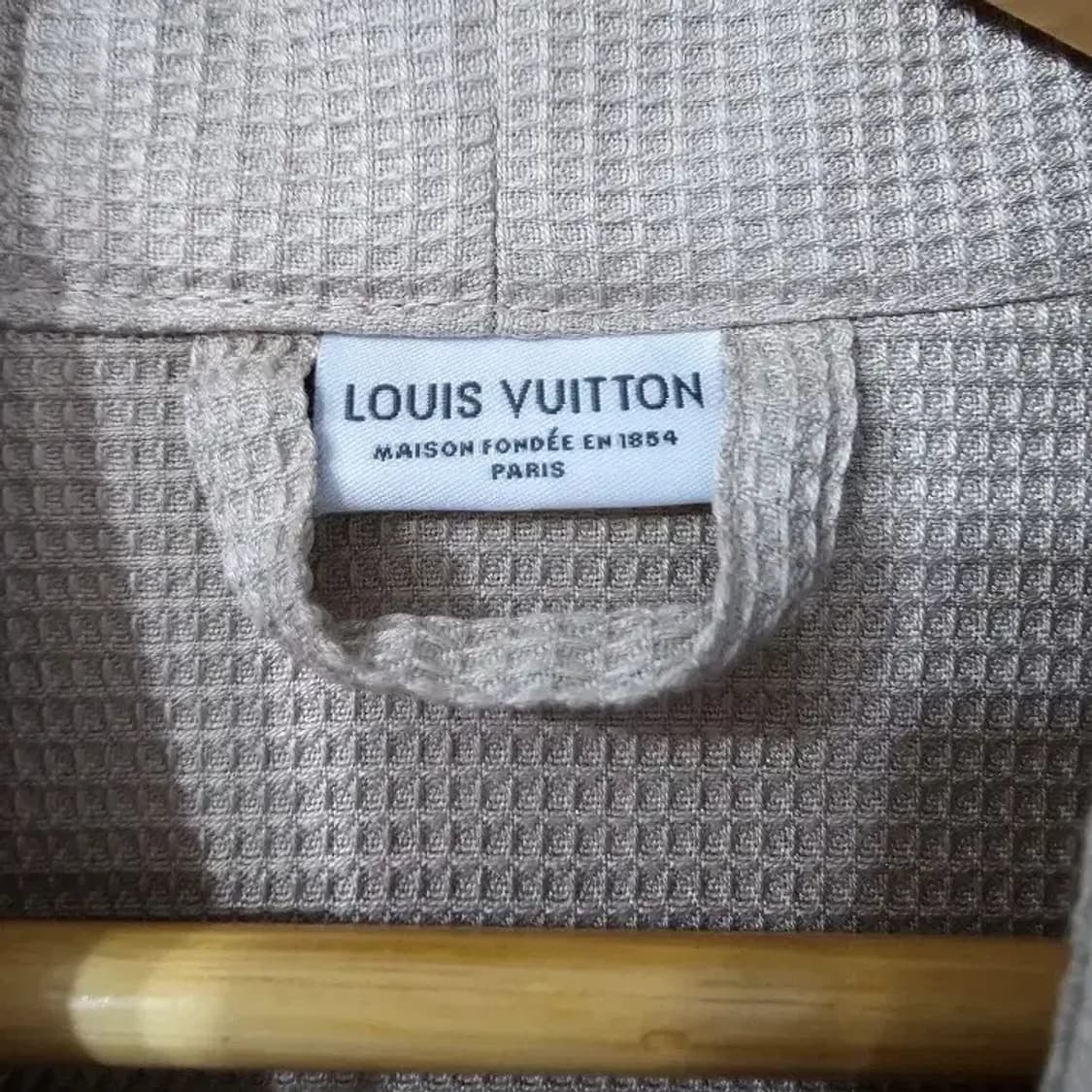 정품 루이비통 LOUIS VUITTON 베이지 와플 로브 S 상품이미지5