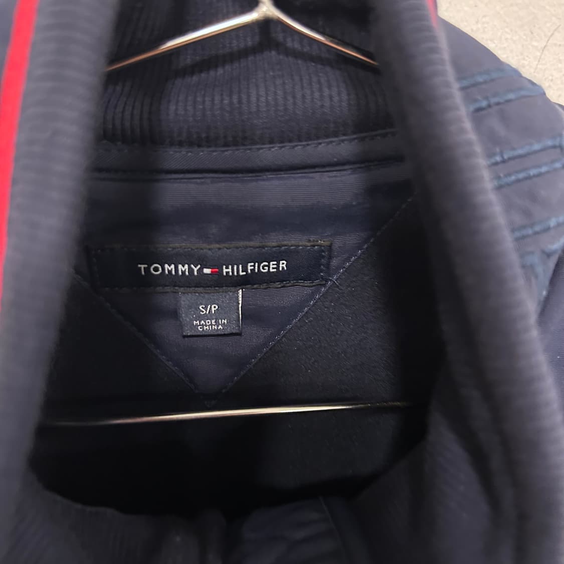 타미힐피거 슬리브로고 하이넥 니트 나일론자켓 상품이미지3