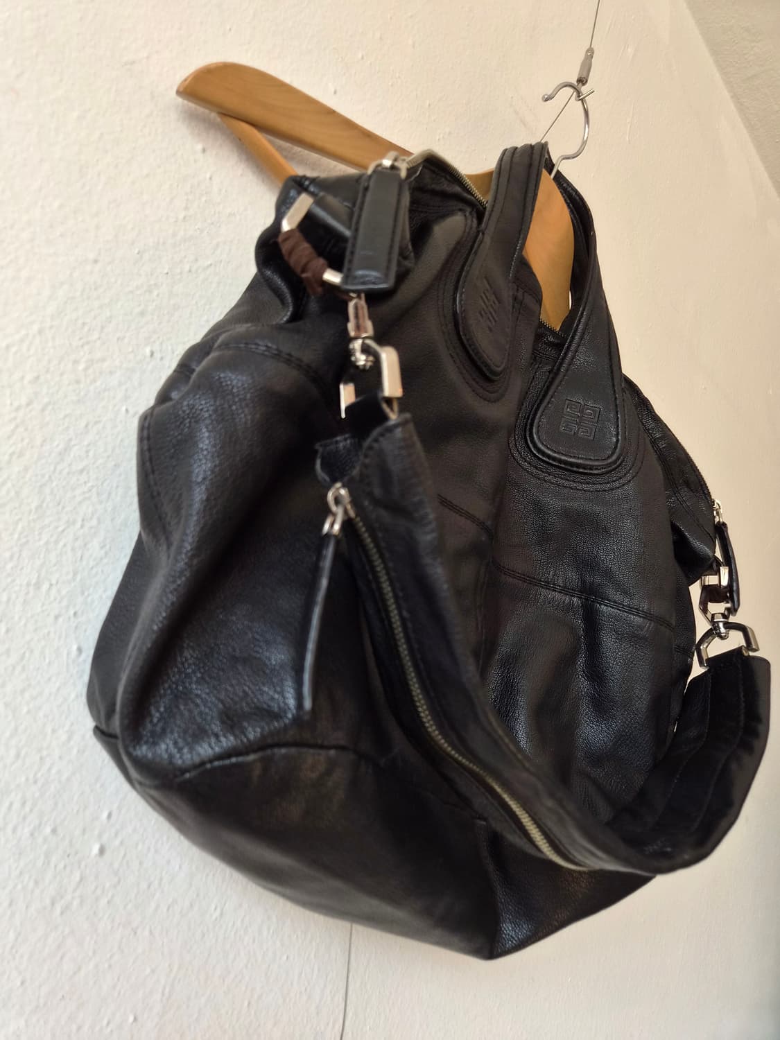 지방시 givenchy 나이팅게일 블랙 램스킨 가죽 토트백 상품이미지2