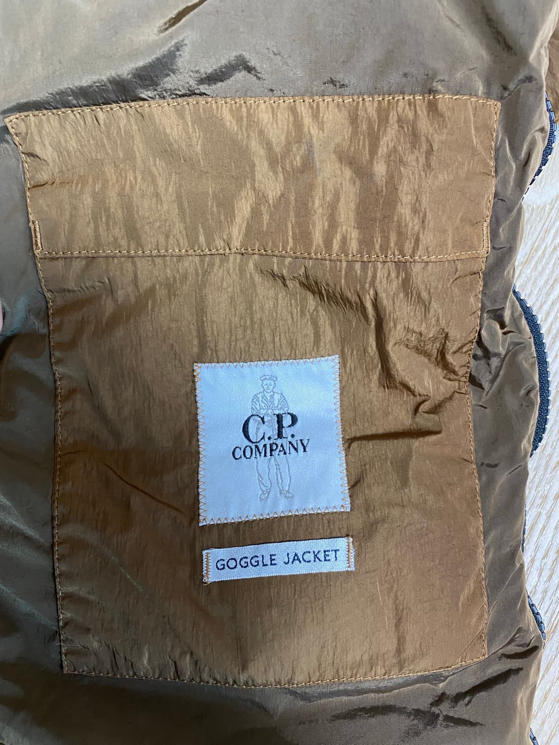 CP컴퍼니 에코 크롬 R 다운 자켓 패딩 브라운 52 상품이미지10