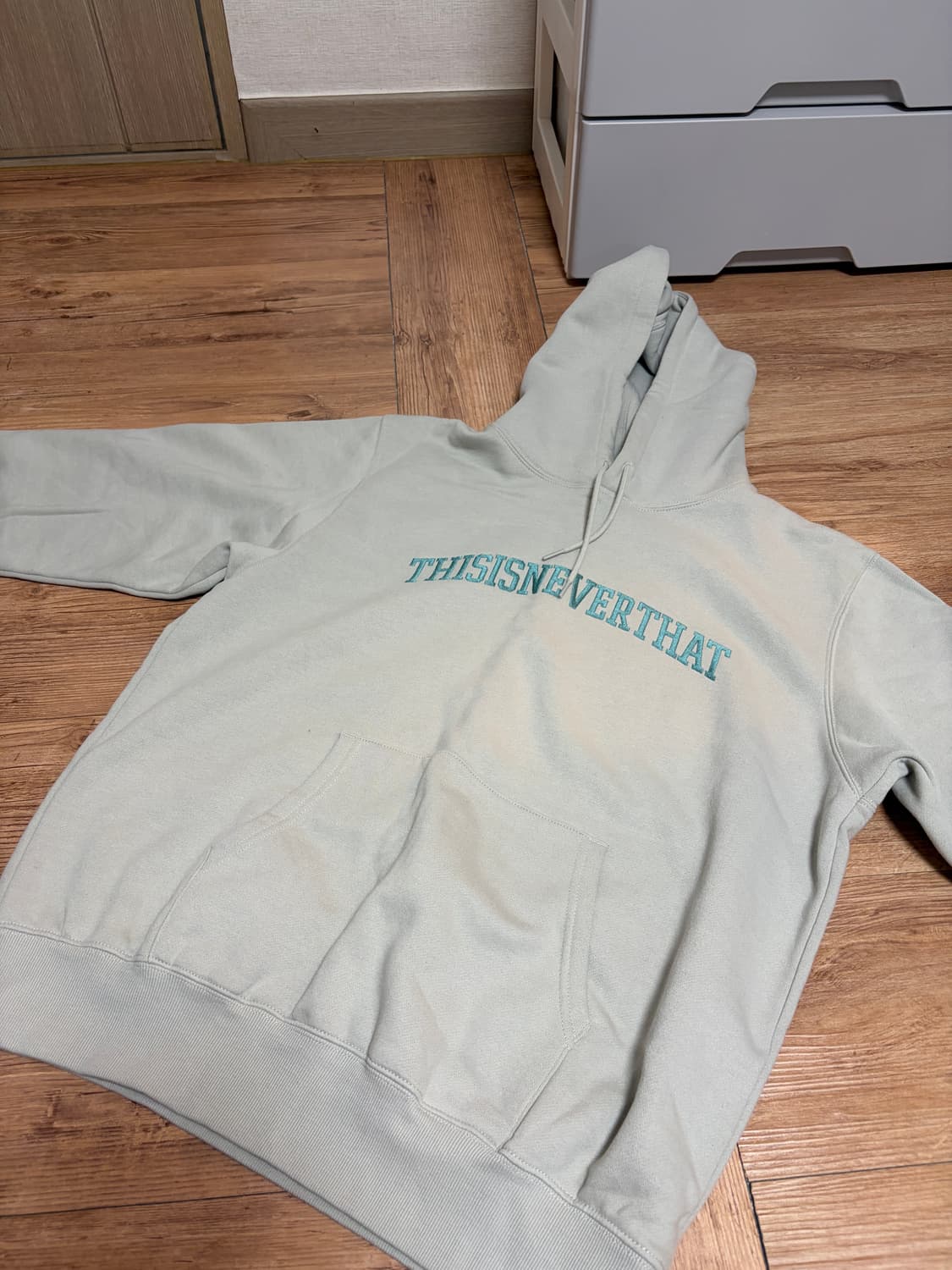 디스이즈네버뎃 후드티 아이보리 상품이미지1