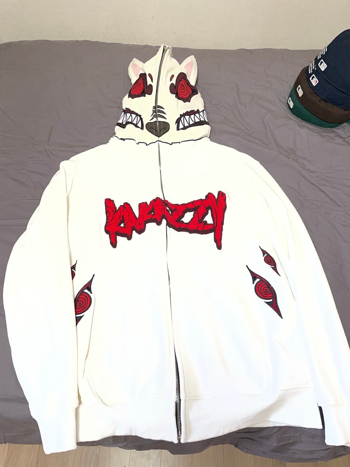 kakazzy 채인소맨 풀집업 XL 상품이미지1